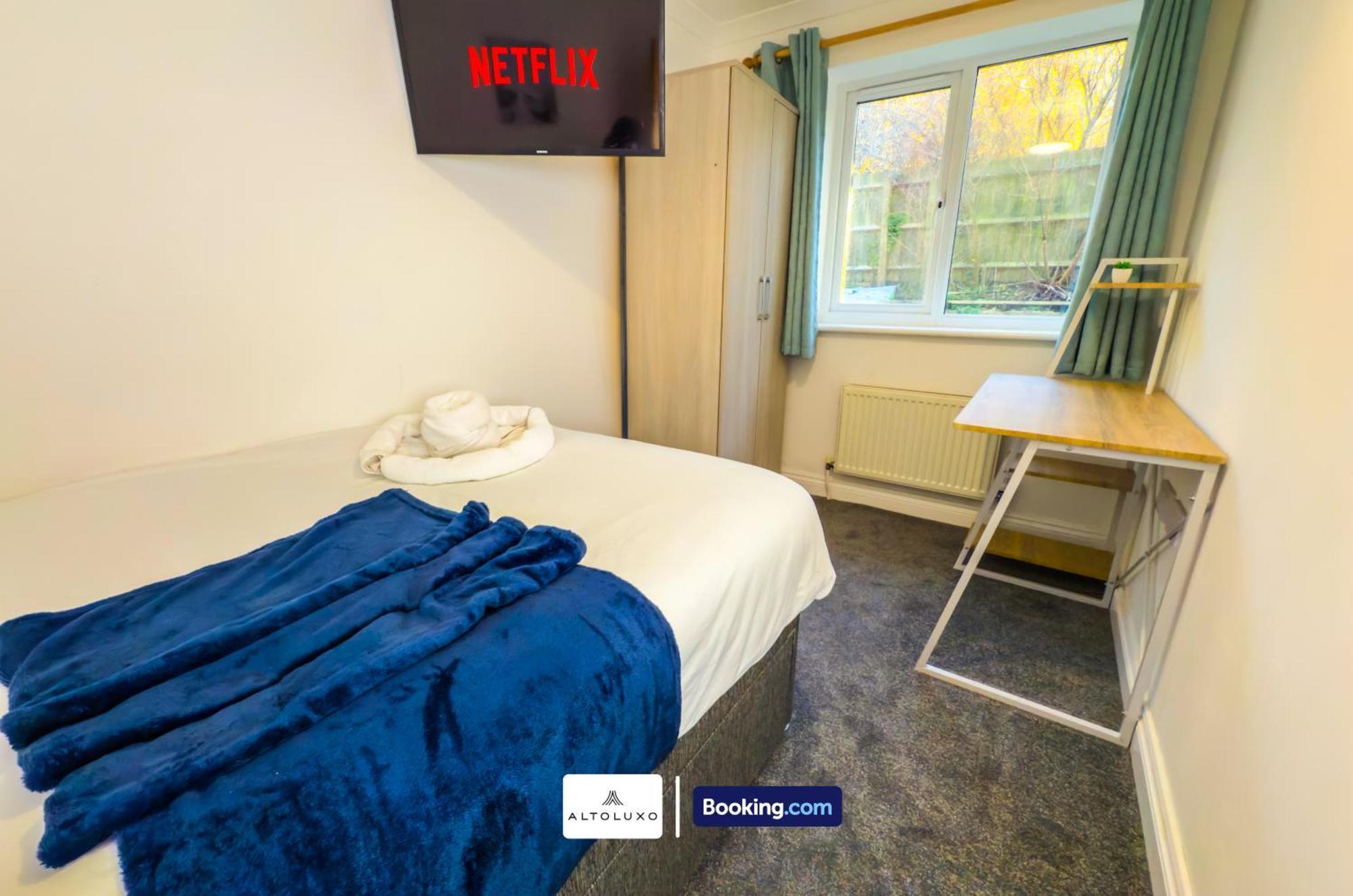 Сasa de vacaciones The Purple 5 Bedroom House By Altoluxoexperience Short Lets & Serviced With Free Parking Bristol