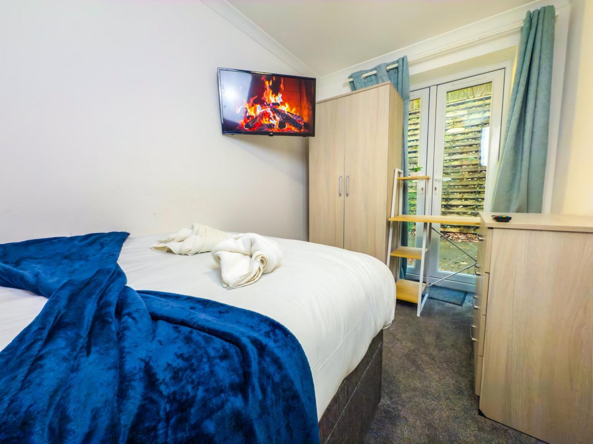 Holiday home The Purple 5 Bedroom House By Altoluxoexperience Short Lets & Serviced With Free Parking Bristol