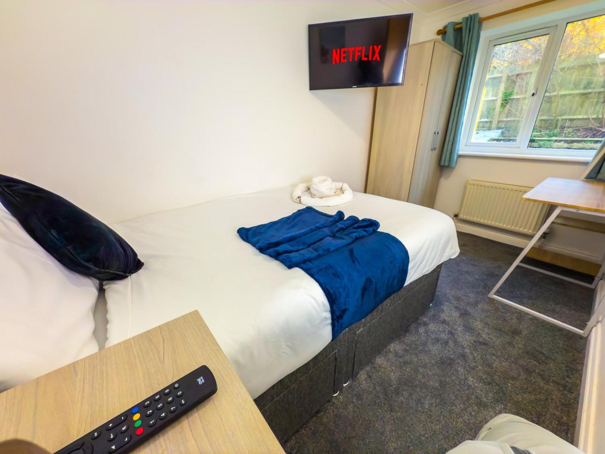 Holiday home The Purple 5 Bedroom House By Altoluxoexperience Short Lets & Serviced With Free Parking Bristol